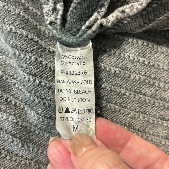 Mustard Seed Gray Cropped Ribbed Sweater Size M - Picture 7 of 9